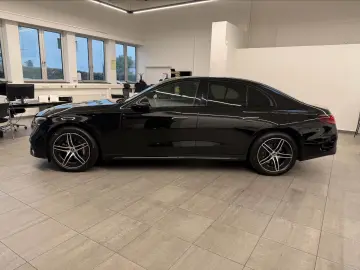 MERCEDES-BENZ E300de AMG Line  MwSt. MBUX Night Paket P.Dach