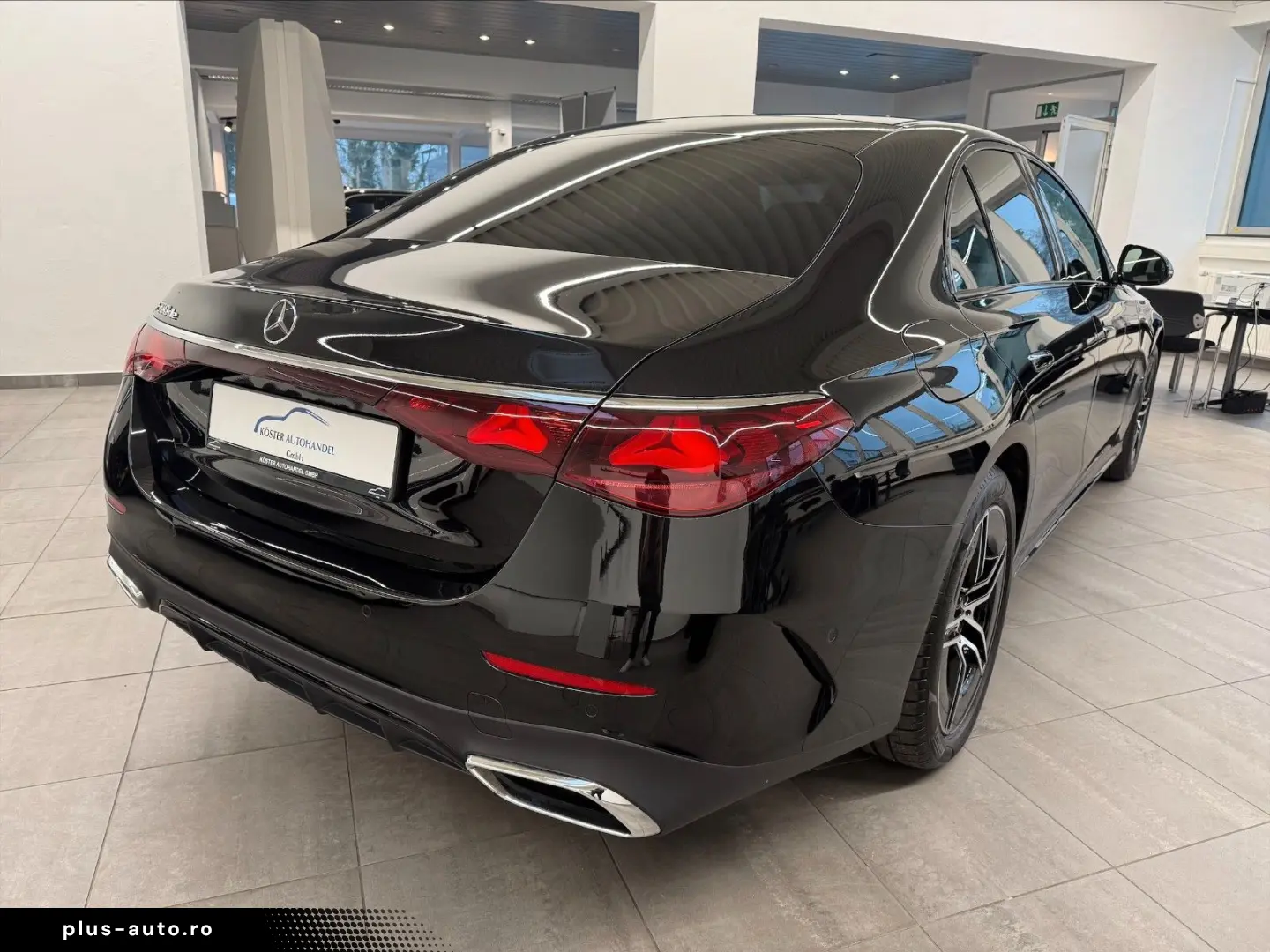 MERCEDES-BENZ E300de AMG Line  MwSt. MBUX Night Paket P.Dach