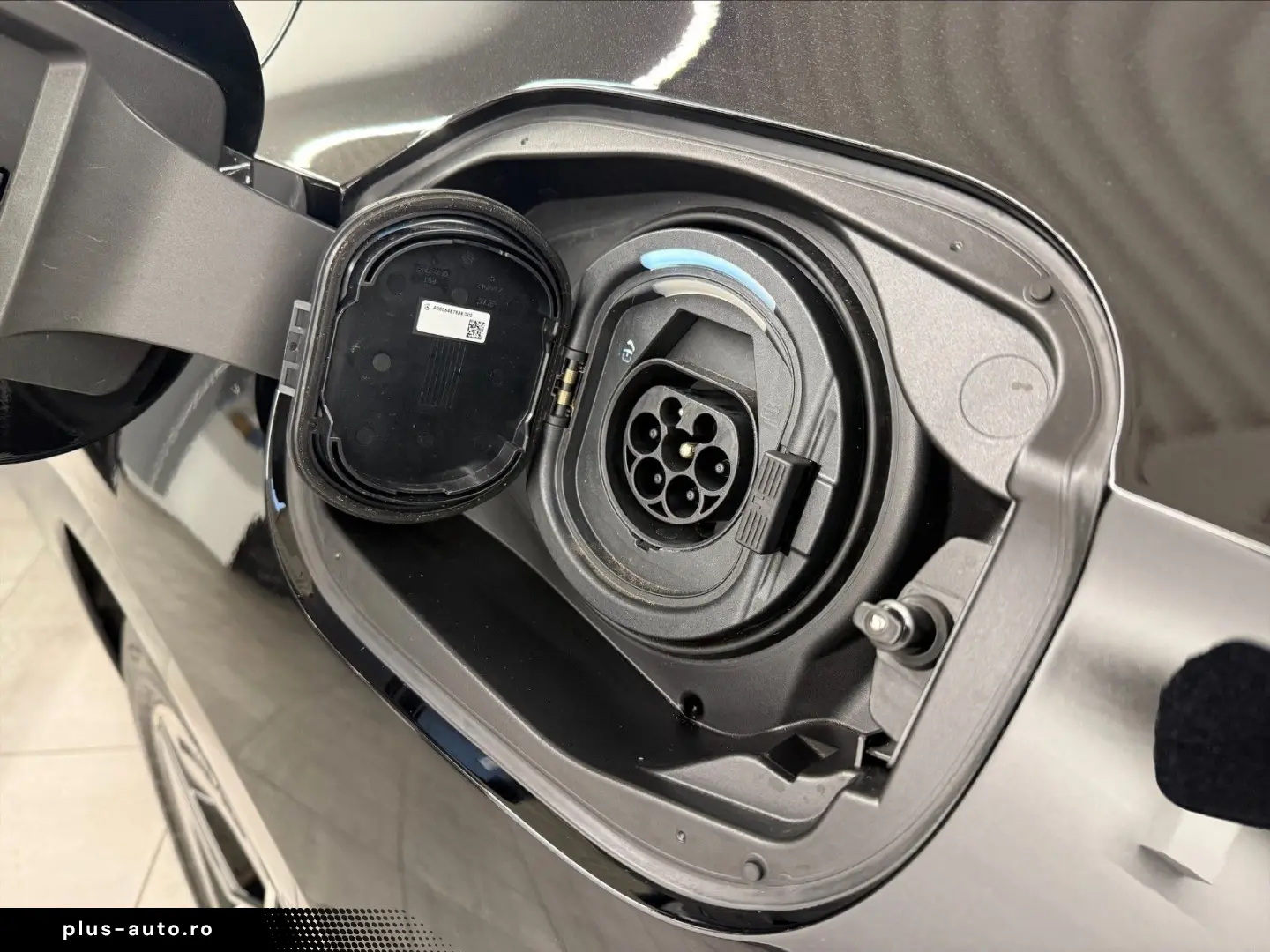 MERCEDES-BENZ E300de AMG Line  MwSt. MBUX Night Paket P.Dach