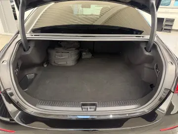 MERCEDES-BENZ E300de AMG Line  MwSt. MBUX Night Paket P.Dach