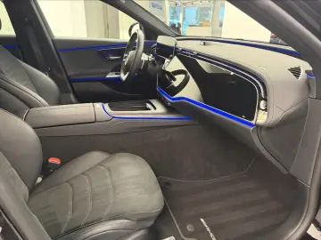 MERCEDES-BENZ E300de AMG Line  MwSt. MBUX Night Paket P.Dach