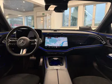 MERCEDES-BENZ E300de AMG Line  MwSt. MBUX Night Paket P.Dach