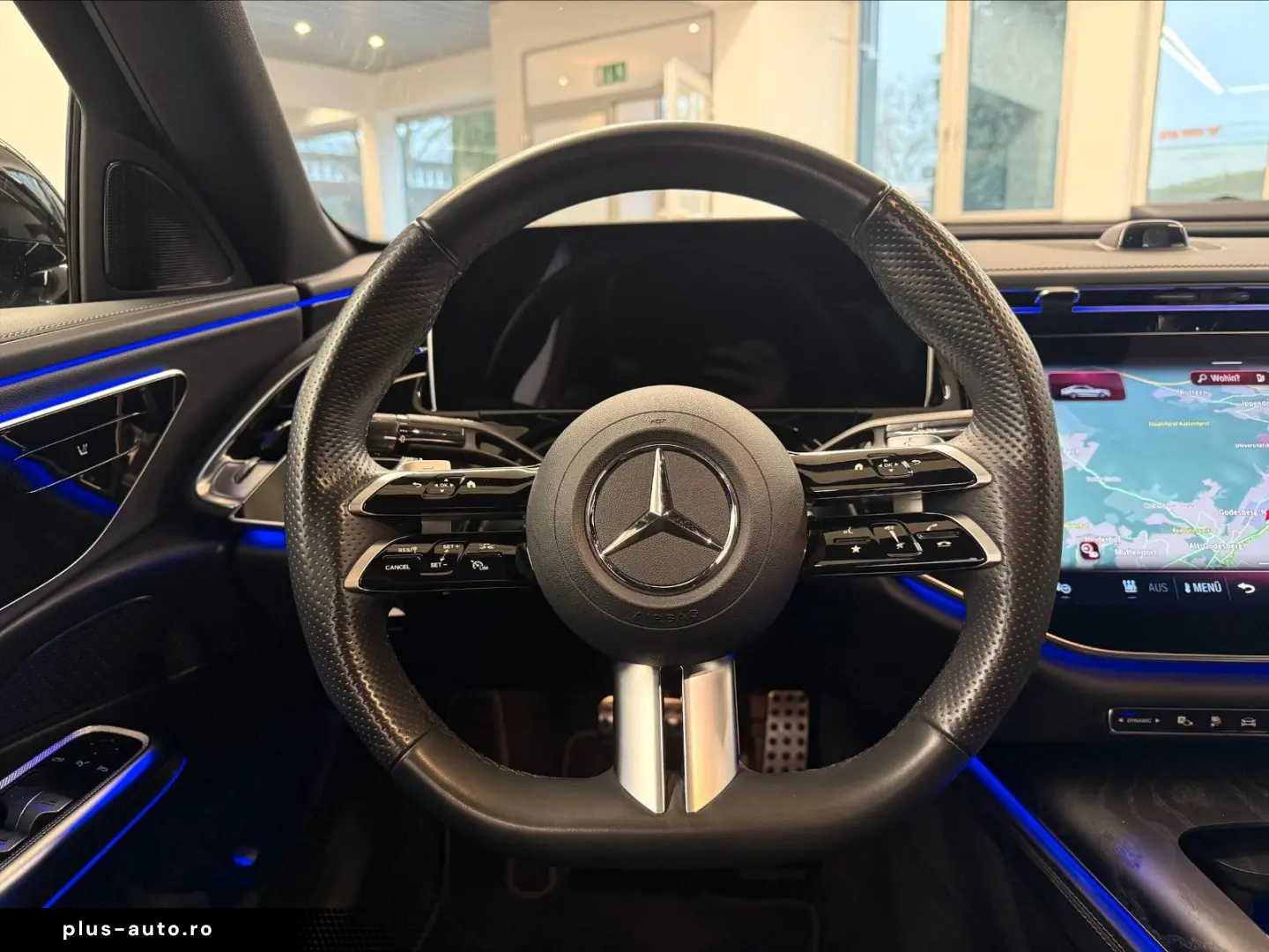 MERCEDES-BENZ E300de AMG Line  MwSt. MBUX Night Paket P.Dach