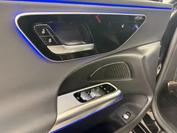 MERCEDES-BENZ E300de AMG Line  MwSt. MBUX Night Paket P.Dach