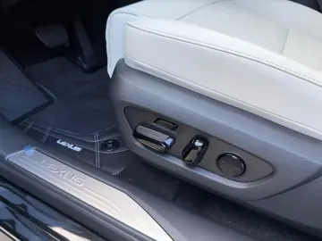 Lexus RX 450h E-Four Luxury.360 camera.AWD.P.Dach.ACC