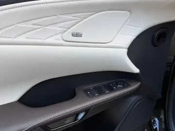 Lexus RX 450h E-Four Luxury.360 camera.AWD.P.Dach.ACC