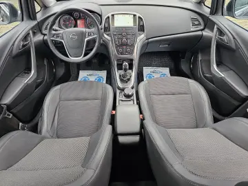 Opel Astra J 2011 1.7 CDTI 125 CP euro 5