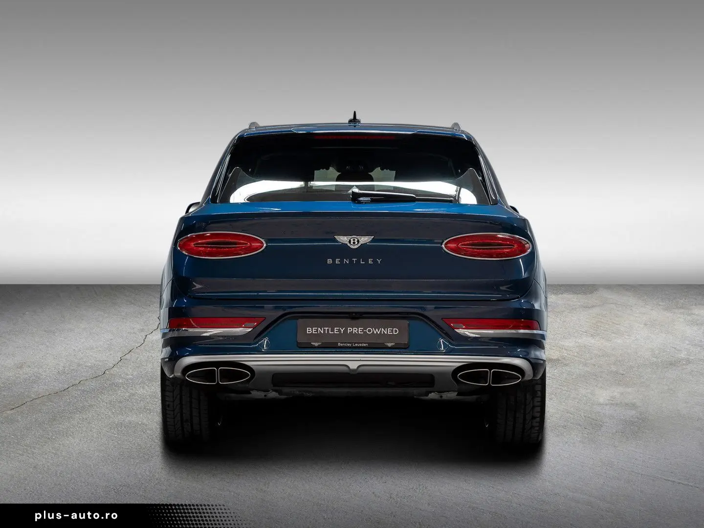 BENTLEY Bentayga EWB Azure V8  Touring Spec Comfort Spec