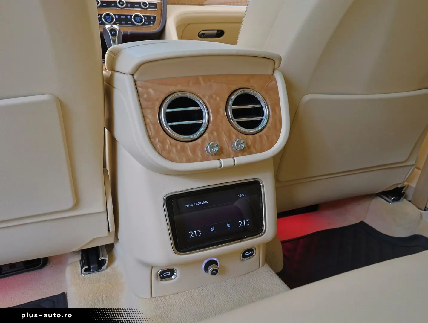 BENTLEY Bentayga Azure