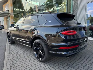 BENTLEY EWB Azure 4WD First Edition Blackline TV Mulli
