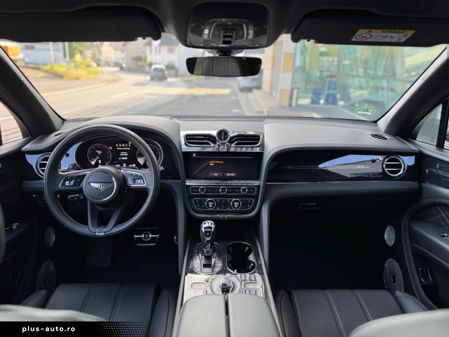 BENTLEY EWB Azure 4WD First Edition Blackline TV Mulli