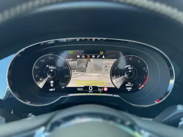 BENTLEY EWB Azure 4WD First Edition Blackline TV Mulli