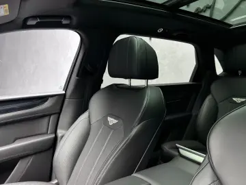 BENTLEY Bentayga V8 EWB BLACKLINE PANO NAIM 22  FULL PPF