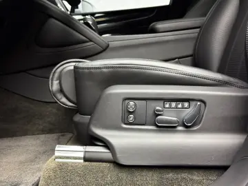 BENTLEY Bentayga V8 EWB BLACKLINE PANO NAIM 22  FULL PPF