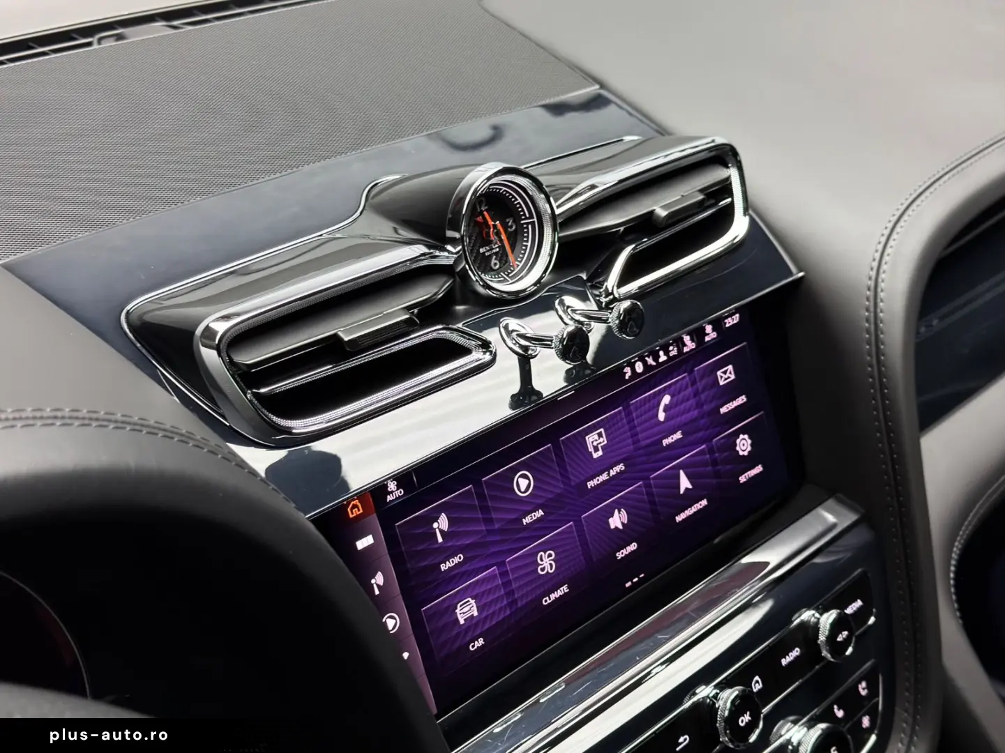 BENTLEY Bentayga V8 EWB BLACKLINE PANO NAIM 22  FULL PPF