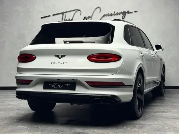 BENTLEY Bentayga V8 EWB BLACKLINE PANO NAIM 22  FULL PPF