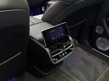 BENTLEY Bentayga V8 EWB BLACKLINE PANO NAIM 22  FULL PPF