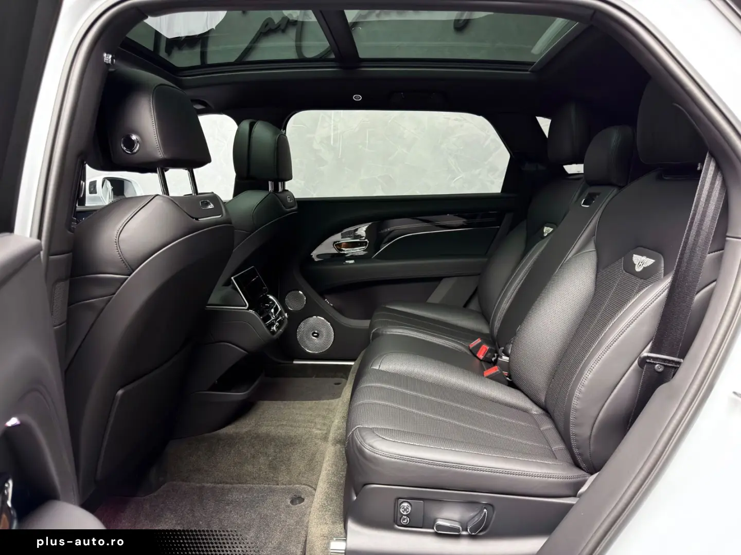 BENTLEY Bentayga V8 EWB BLACKLINE PANO NAIM 22  FULL PPF