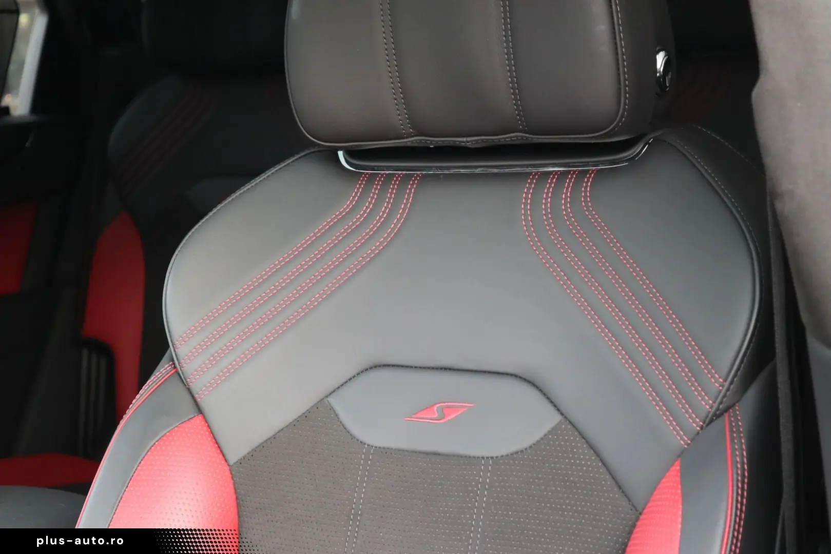 BENTLEY Bentayga V8 S  NAIM Carbon Styling