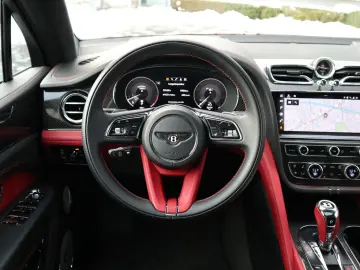 BENTLEY Bentayga V8 S  NAIM Carbon Styling