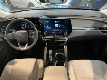 Lexus RX 350h E-Four Business Line