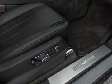 BENTLEY Bentayga S V8  Full Carbon  Naim  AHK