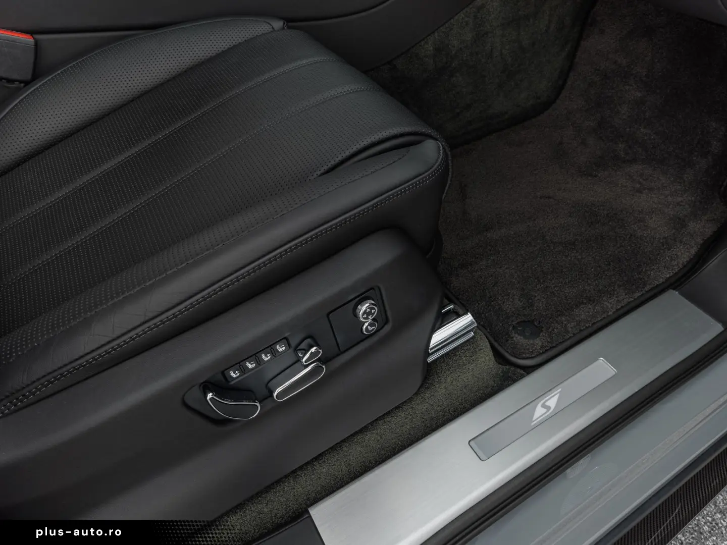 BENTLEY Bentayga S V8  Full Carbon  Naim  AHK