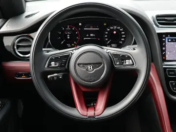 BENTLEY Bentayga V8 S  Mansory Komplettumbau