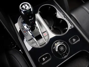 BENTLEY Bentayga 4.0 V8 First Edition  MULLINER NAIM