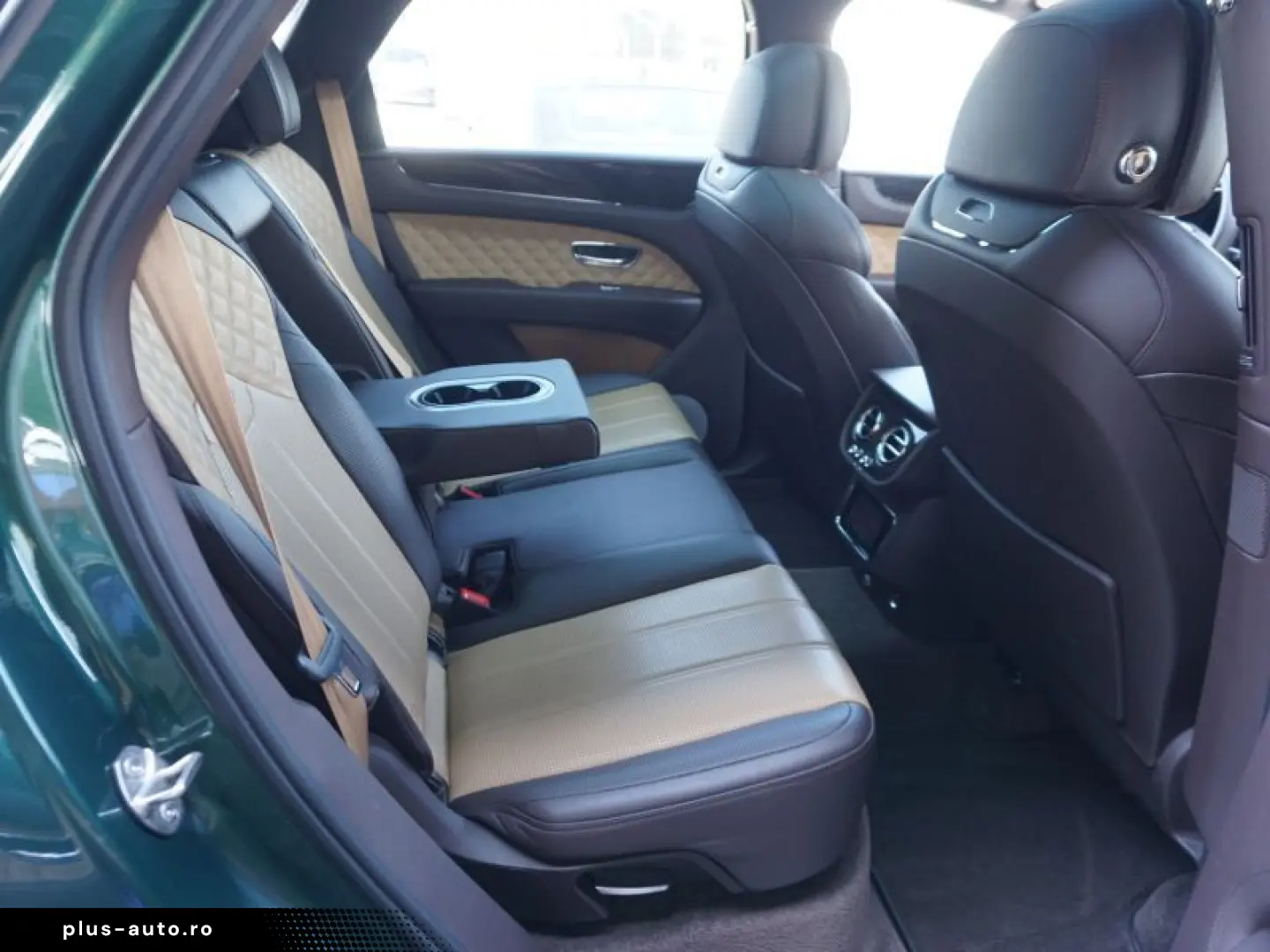 BENTLEY Bentayga 3 0 V6 Hybrid 4WD Aut.  TOPAUSSTATTUNG