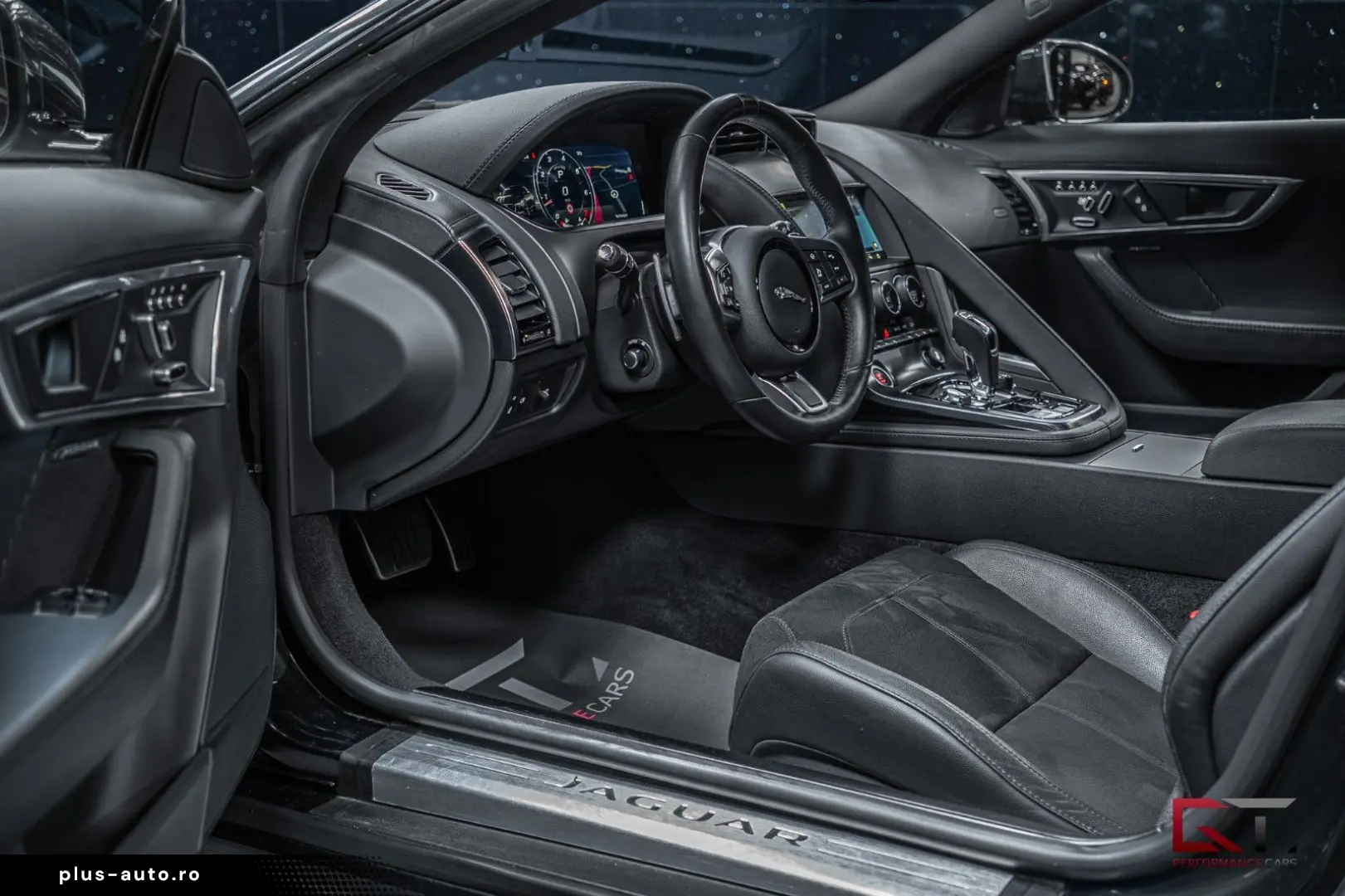 JAGUAR F-Type P300 R-Dynamic Meridian ColdClimate Entry