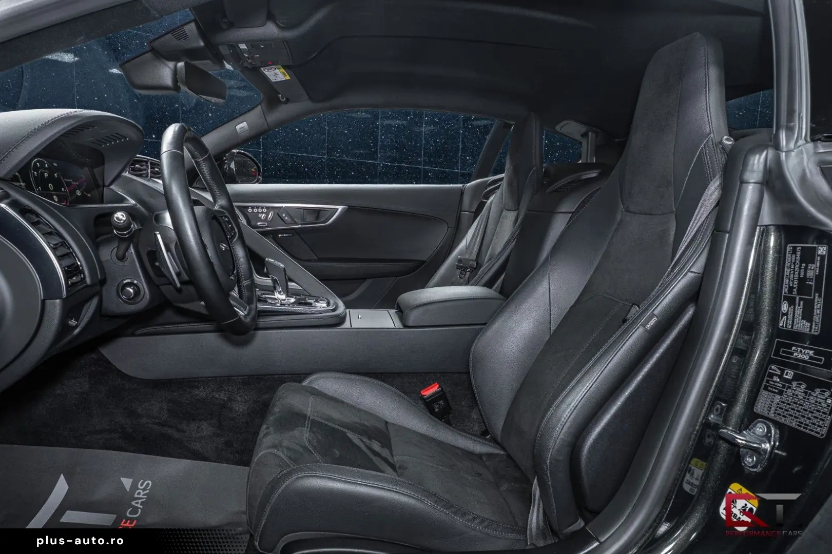 JAGUAR F-Type P300 R-Dynamic Meridian ColdClimate Entry