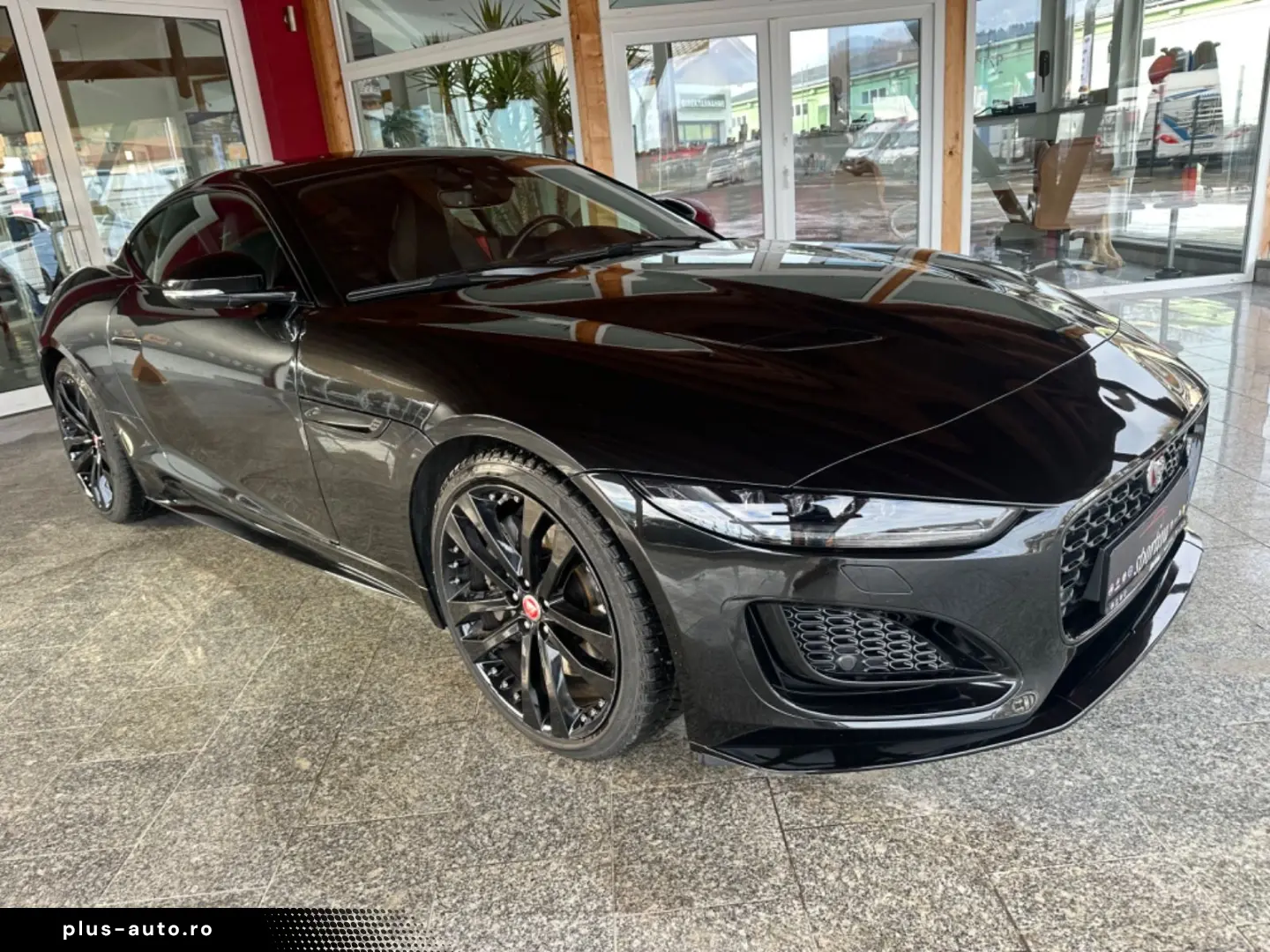 JAGUAR F-Type Coupe R-Dynamic Panoramadach Black Pack