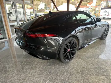 JAGUAR F-Type Coupe R-Dynamic Panoramadach Black Pack