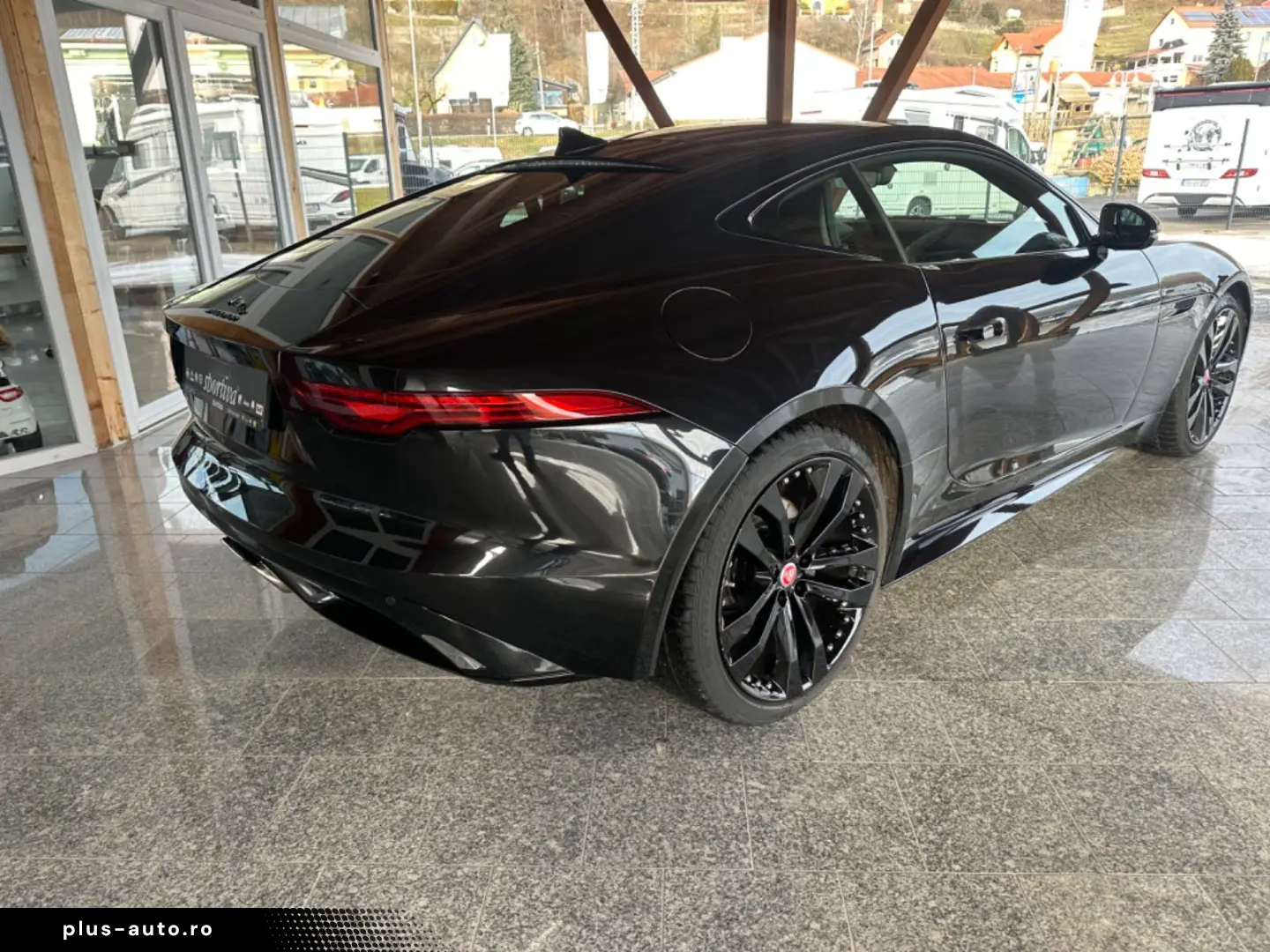 JAGUAR F-Type Coupe R-Dynamic Panoramadach Black Pack