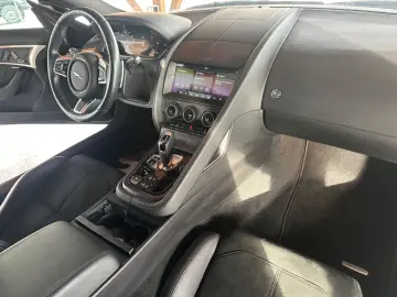 JAGUAR F-Type Coupe R-Dynamic Panoramadach Black Pack