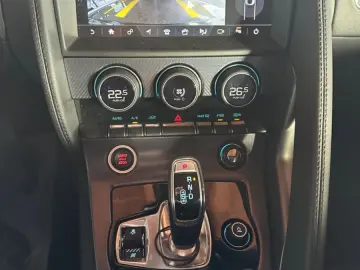 JAGUAR F-Type Coupe R-Dynamic Panoramadach Black Pack