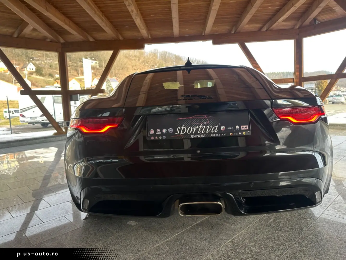 JAGUAR F-Type Coupe R-Dynamic Panoramadach Black Pack