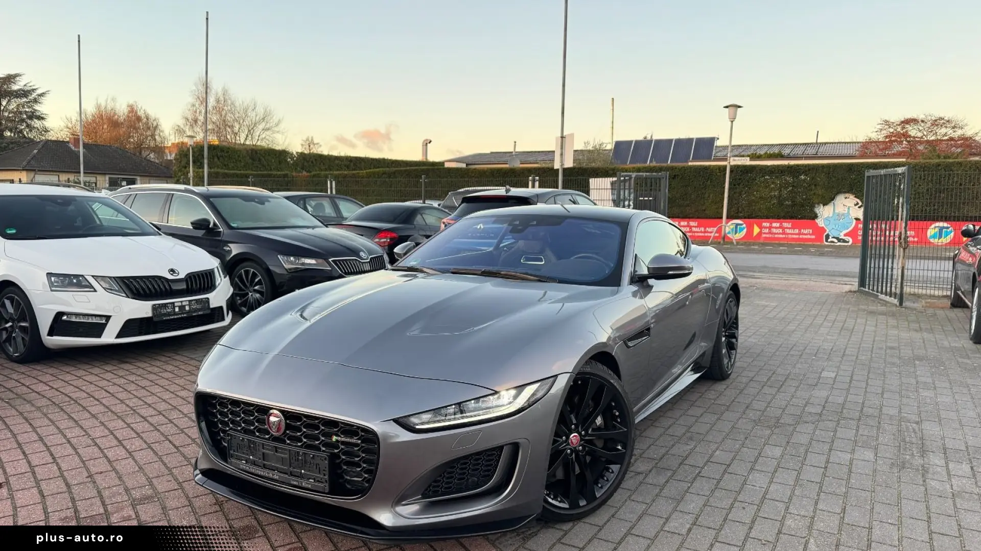JAGUAR F-Type Coupe R-Dynamic Black   PANO   1.HAND