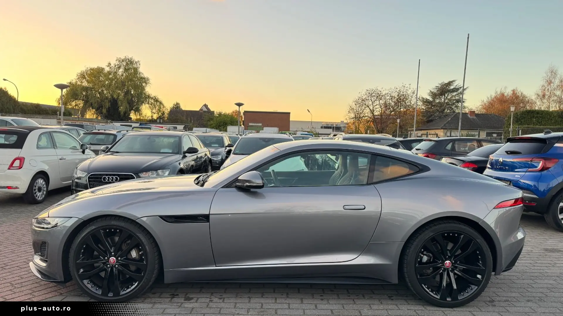 JAGUAR F-Type Coupe R-Dynamic Black   PANO   1.HAND