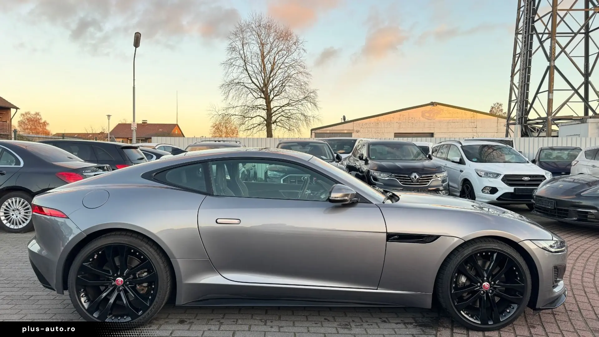 JAGUAR F-Type Coupe R-Dynamic Black   PANO   1.HAND