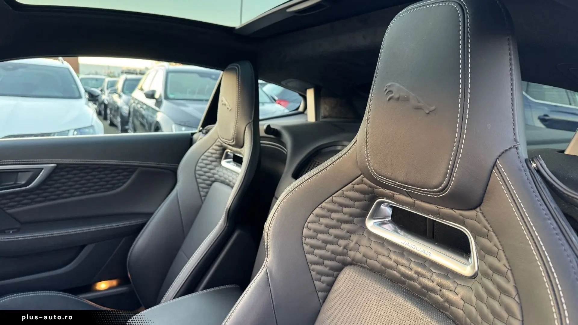 JAGUAR F-Type Coupe R-Dynamic Black   PANO   1.HAND