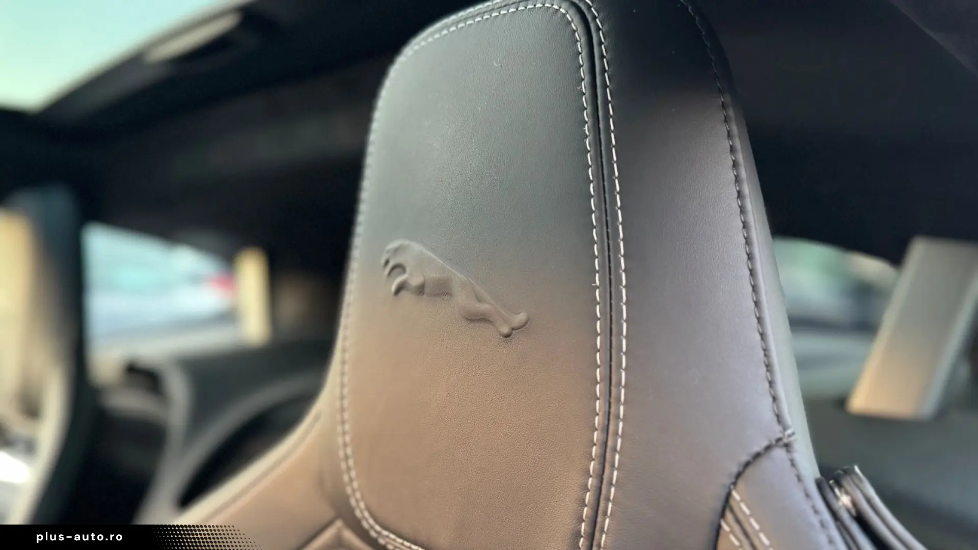 JAGUAR F-Type Coupe R-Dynamic Black   PANO   1.HAND