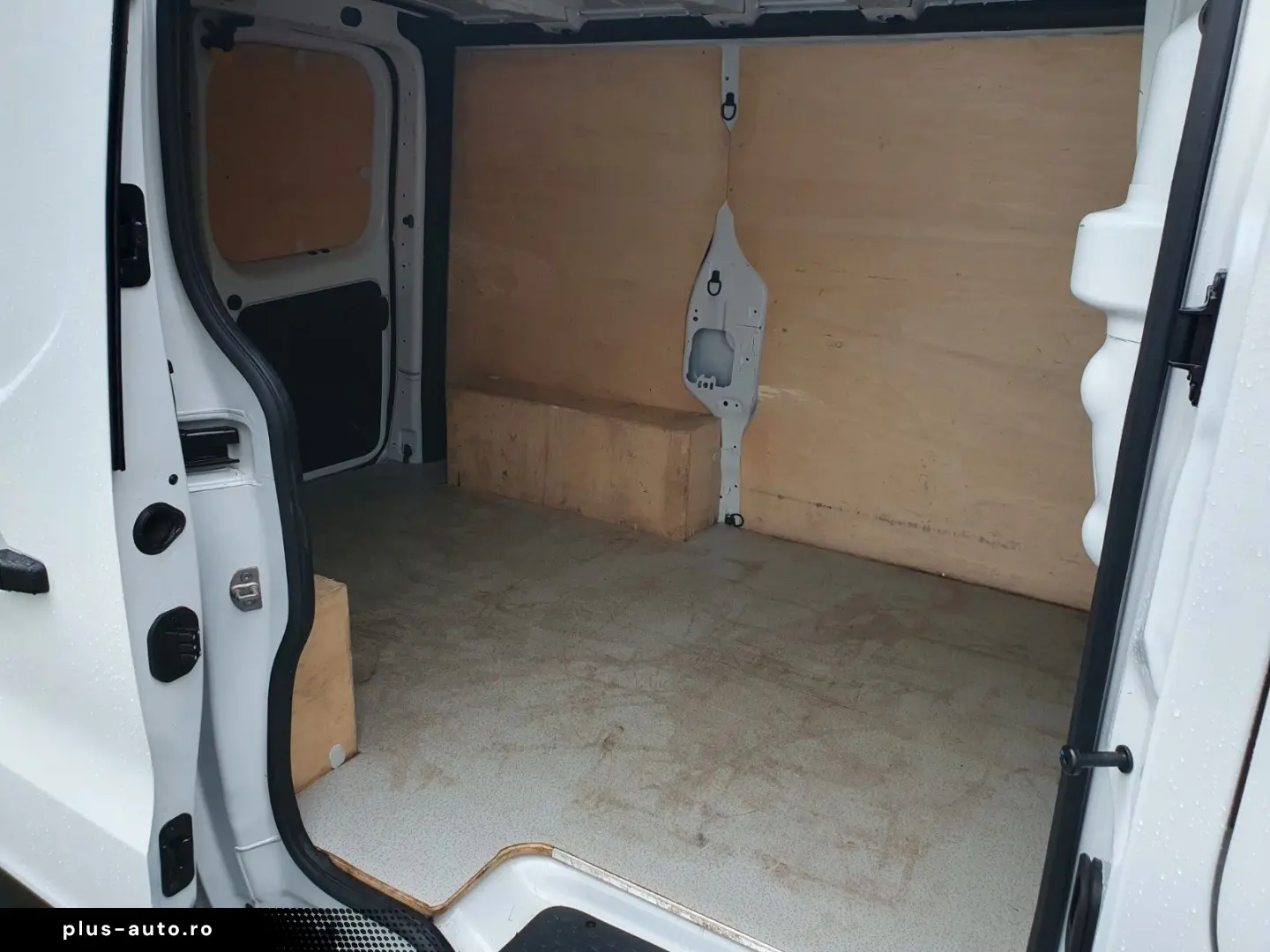 RENAULT Trafic L1 H1 LED Purevision Navi Klima Temp