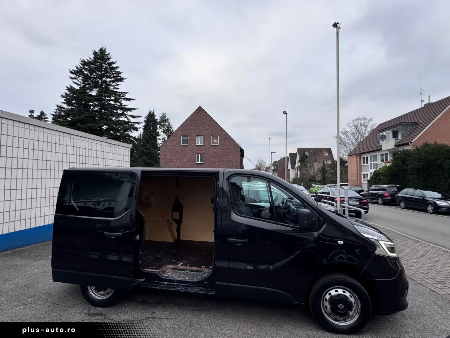 RENAULT Trafic Kasten L1H1 2 8t Komfort KLIMA FULL-LED