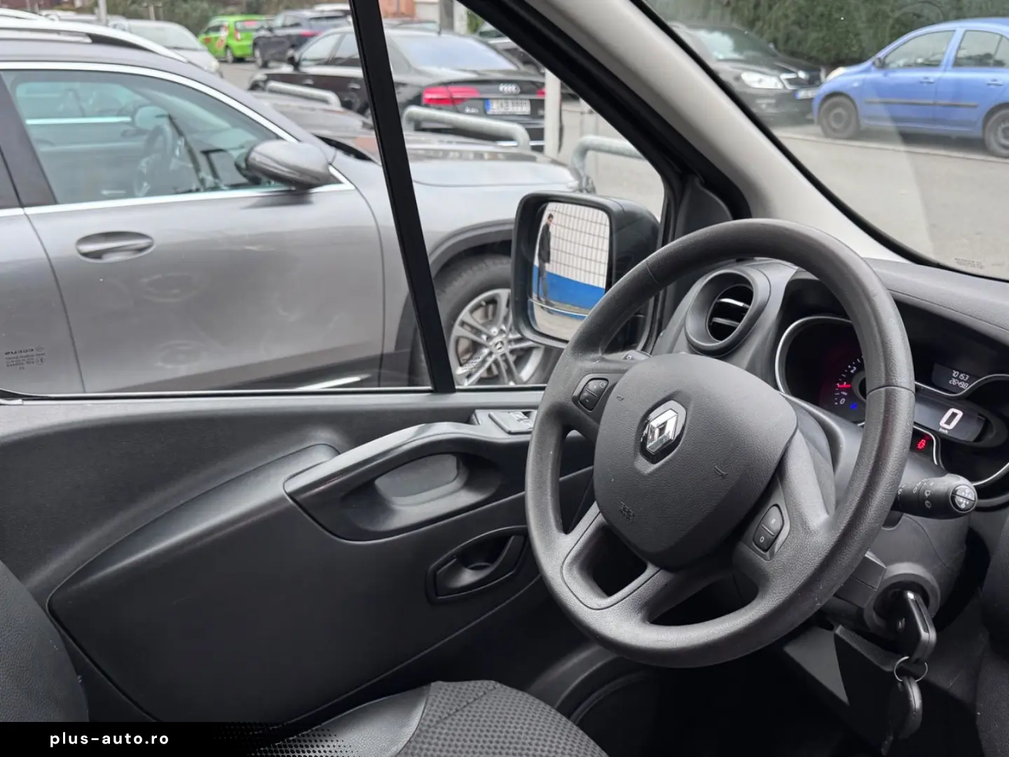 RENAULT Trafic Kasten L1H1 2 8t Komfort KLIMA FULL-LED