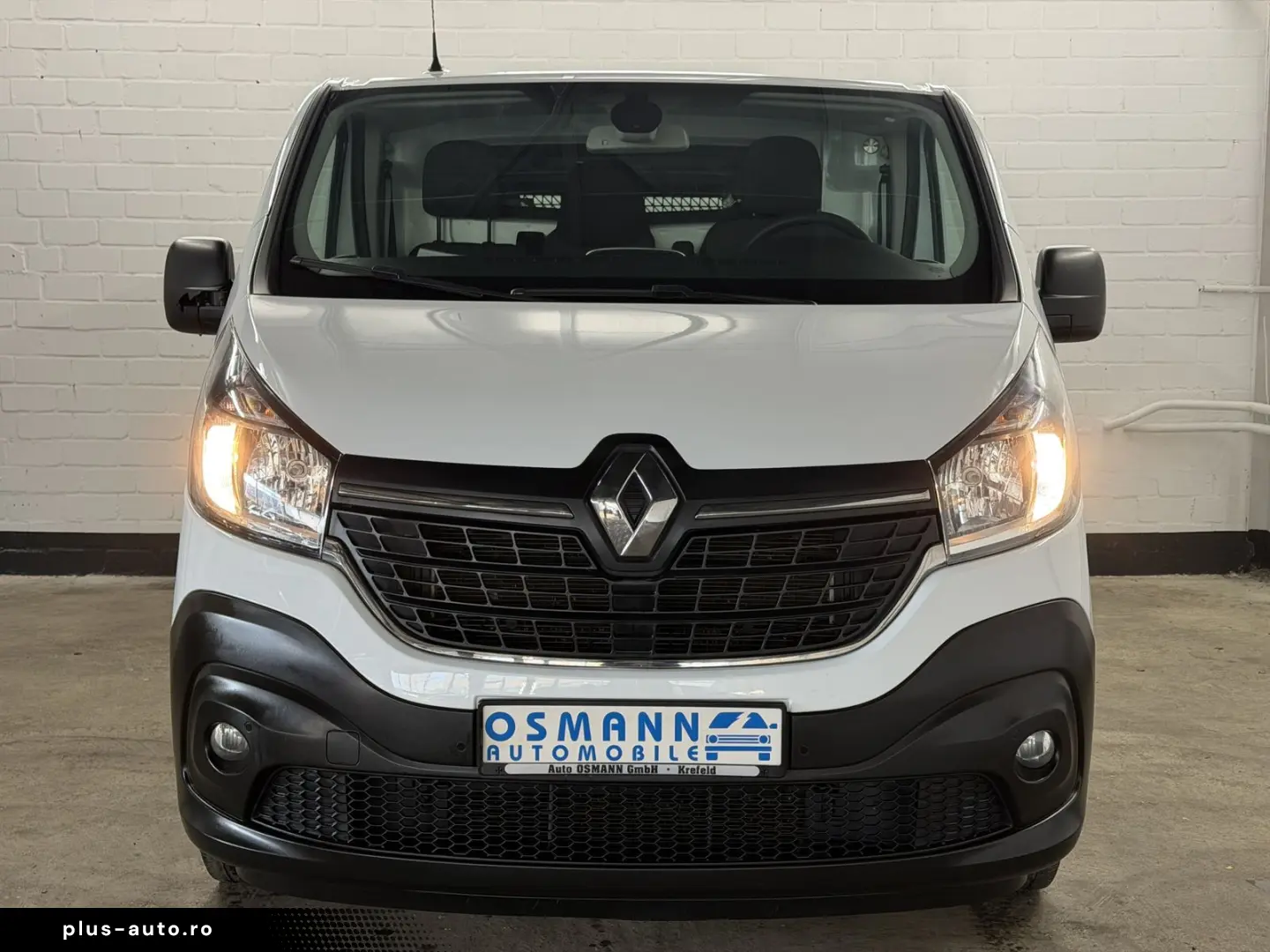 RENAULT Trafic L1H1 3 0t Komfort 1HAND KLIMA RFK DAB