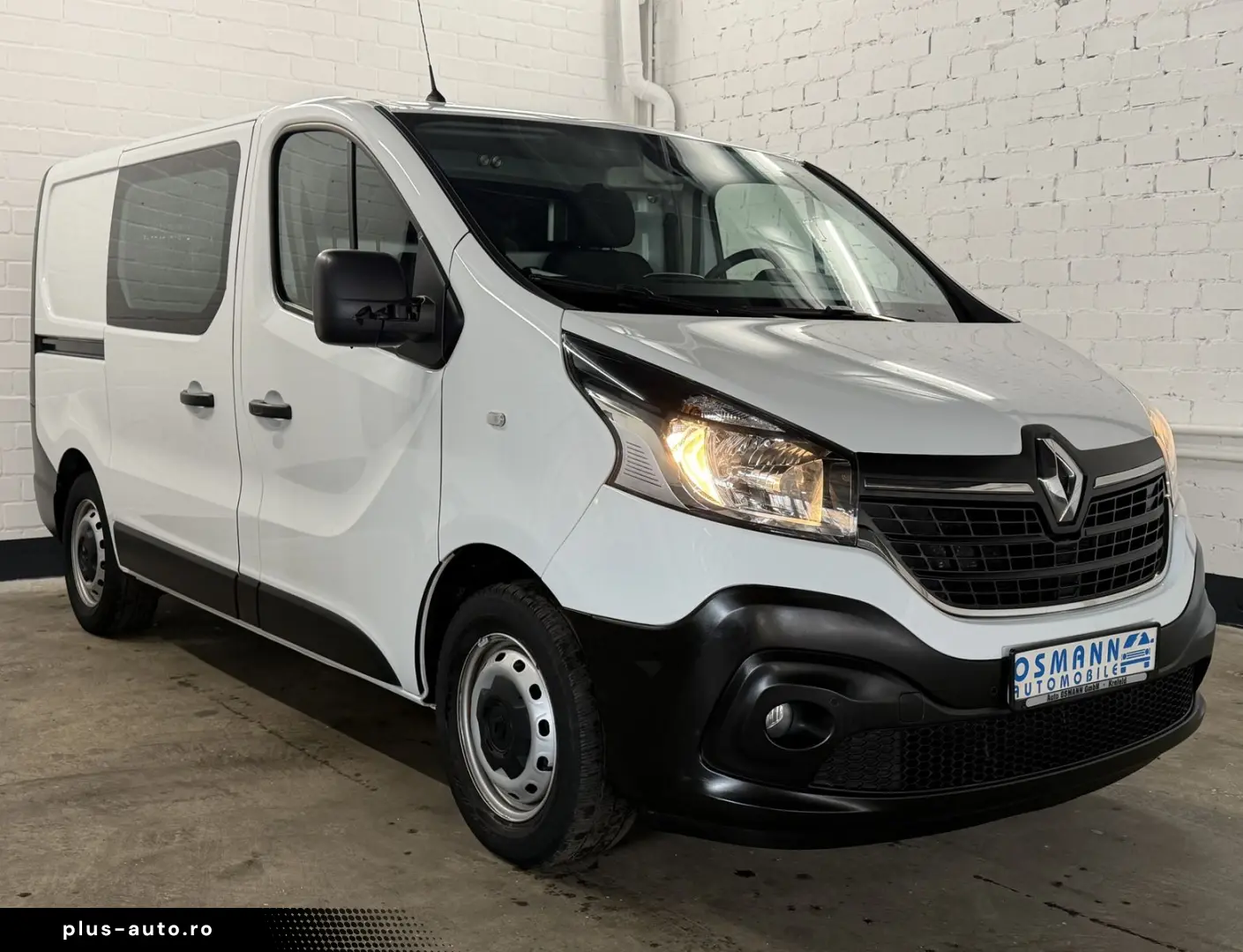 RENAULT Trafic L1H1 3 0t Komfort 1HAND KLIMA RFK DAB
