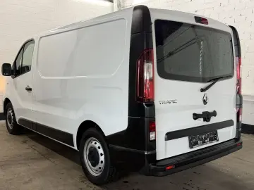 RENAULT Trafic L1H1 3 0t Komfort 1HAND KLIMA RFK DAB