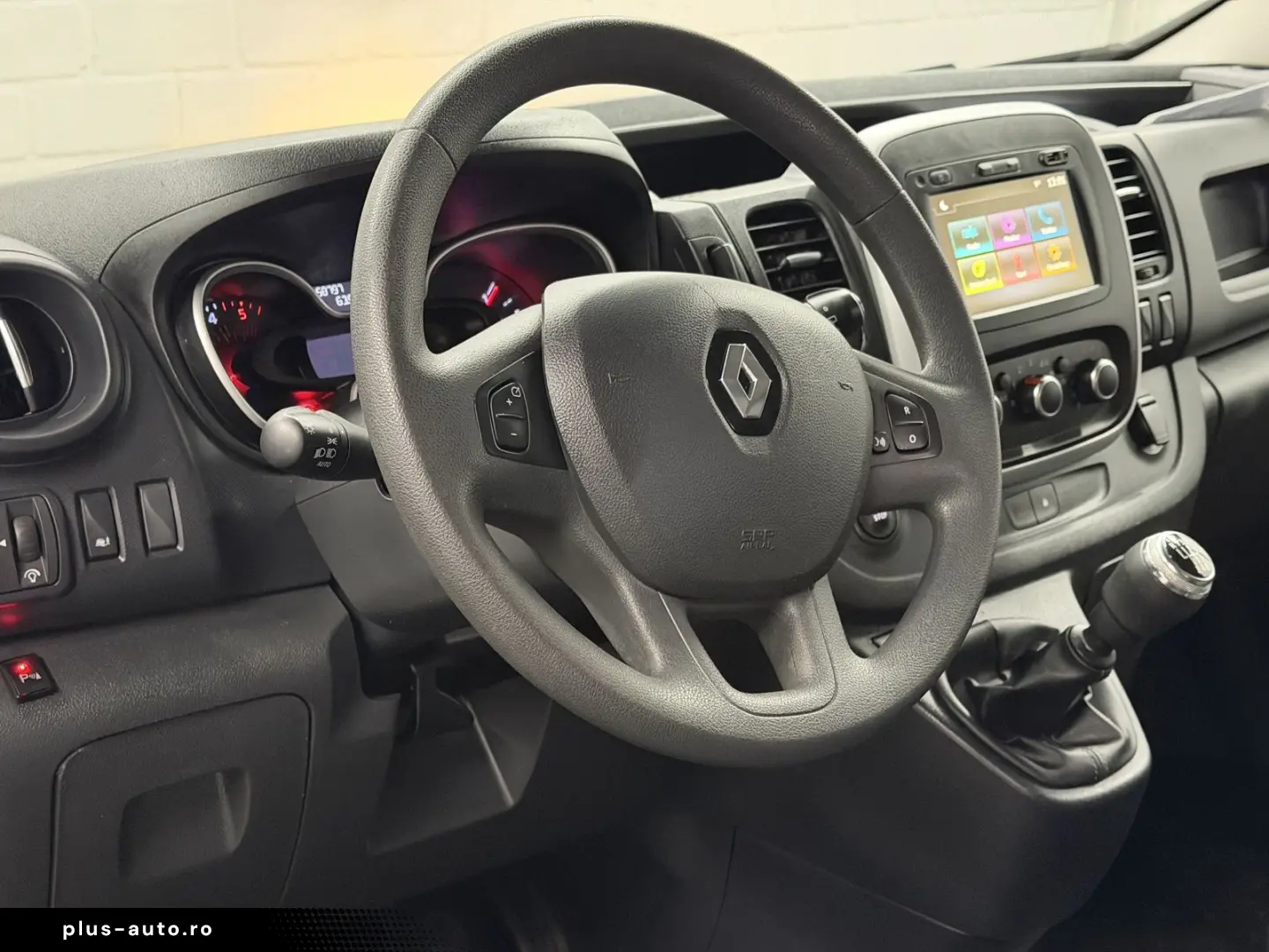 RENAULT Trafic L1H1 3 0t Komfort 1HAND KLIMA RFK DAB